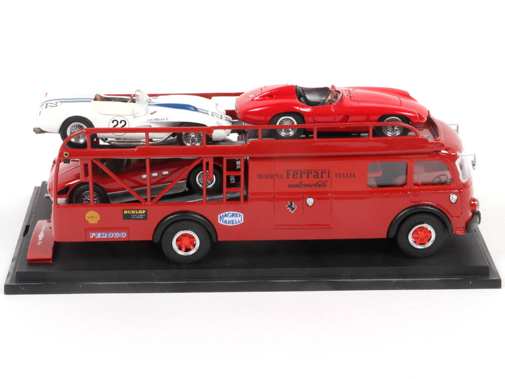 Lot 122 - DIVERS (1)