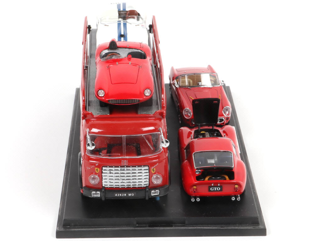 Lot 122 - DIVERS (1)