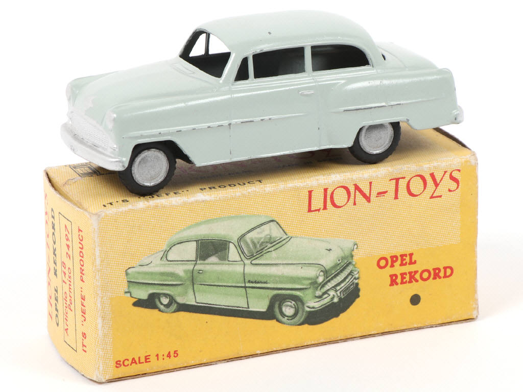 Lot 89 - LION-TOYS by JEFE (ESPAGNE) (1)