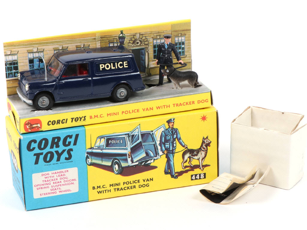 Lot 142 - CORGI TOYS (GB) (1)