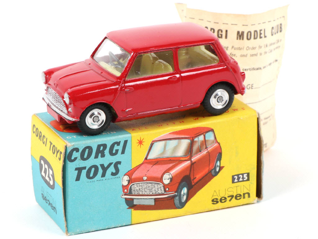 Lot 133 - CORGI TOYS (GB) (1)