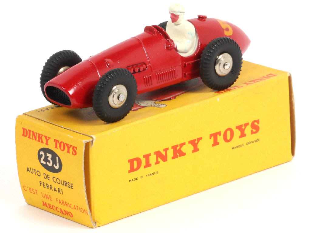 Lot 357 - DINKY TOYS (FRANCE) (1)