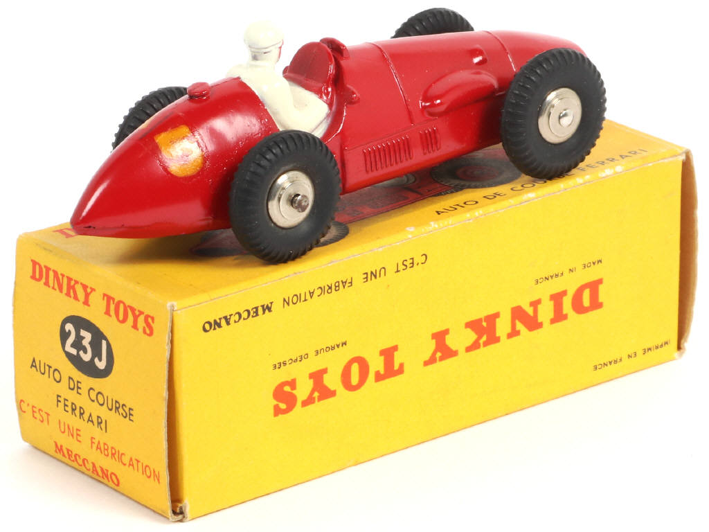 Lot 357 - DINKY TOYS (FRANCE) (1)