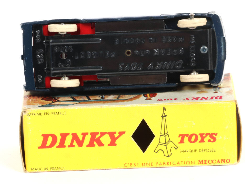 Lot 367 - DINKY TOYS (FRANCE) (1)