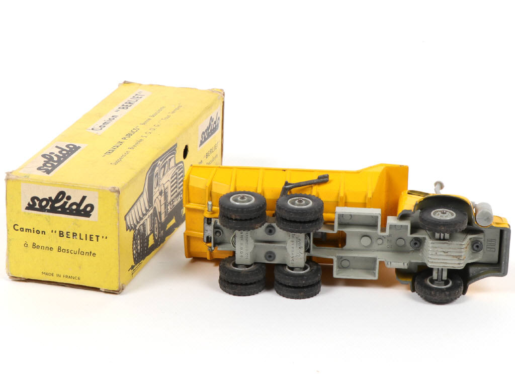 Lot 319 - SOLIDO (FRANCE) (1)