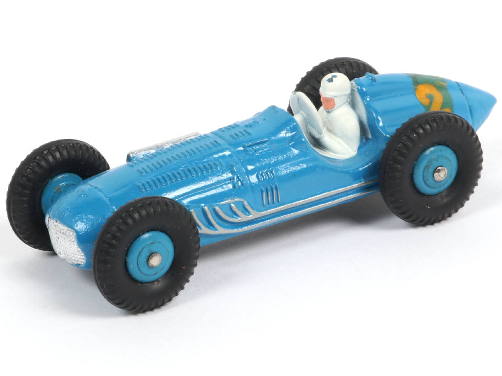 Lot 352 - DINKY TOYS (FRANCE) (1)