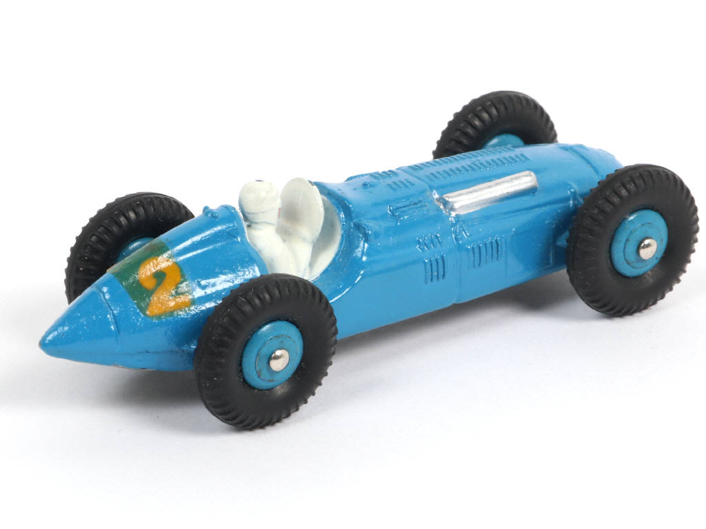 Lot 352 - DINKY TOYS (FRANCE) (1)