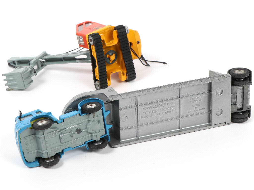 Lot 246 - CORGI TOYS (GB) (1)