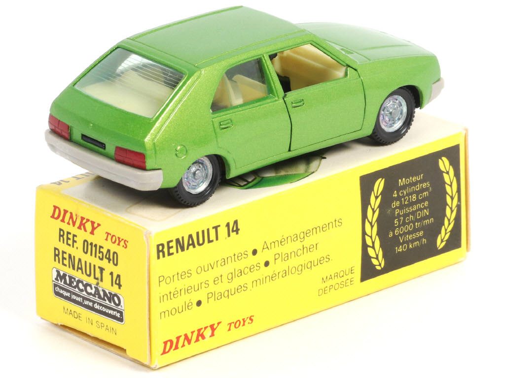 Lot 379 - DINKY TOYS (FRANCE) (1)