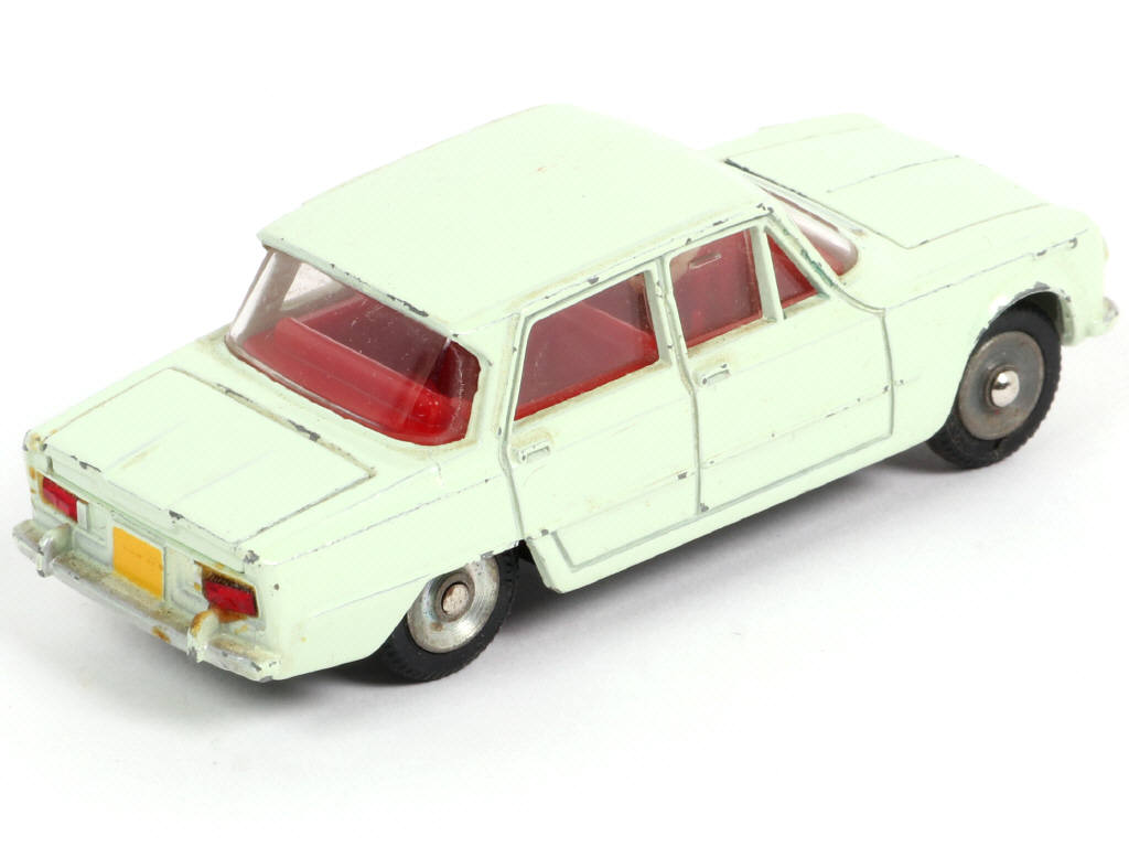 Lot 354 - DINKY TOYS (FRANCE) (1)