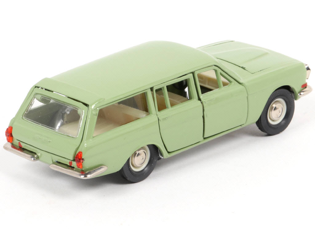 Lot 165 - NOVOEXPORT (URSS) (1)