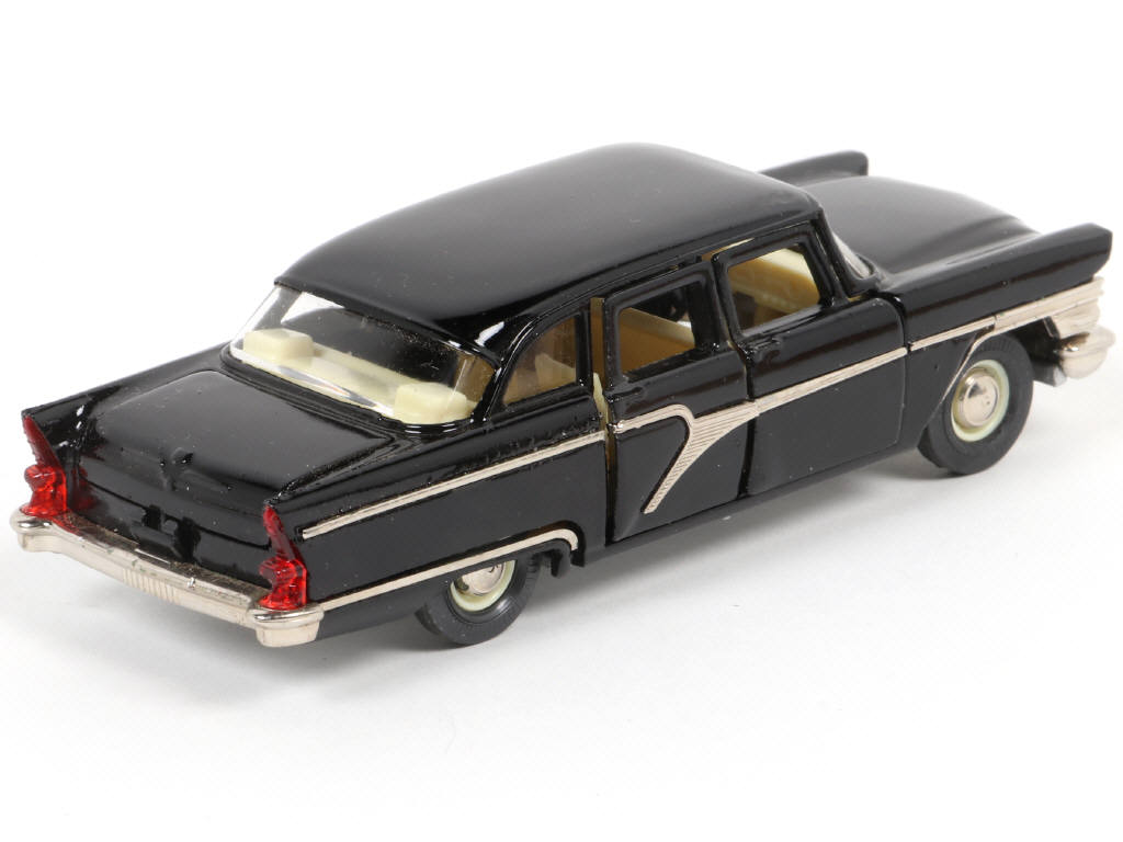 Lot 166 - NOVOEXPORT (URSS) (1)