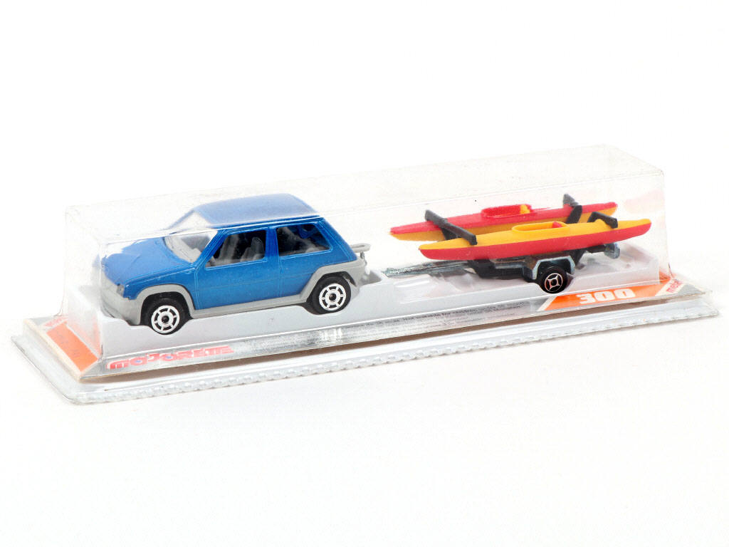 Lot 23 - MAJORETTE (FRANCE) (1)