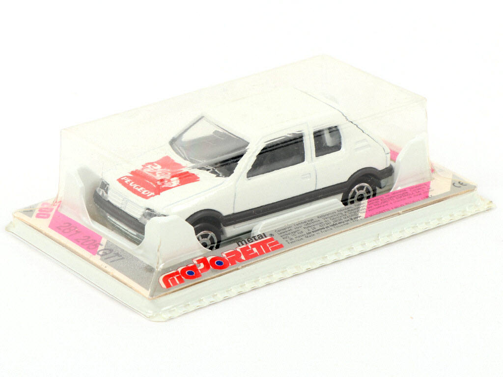 Lot 63 - MAJORETTE (FRANCE) (1)