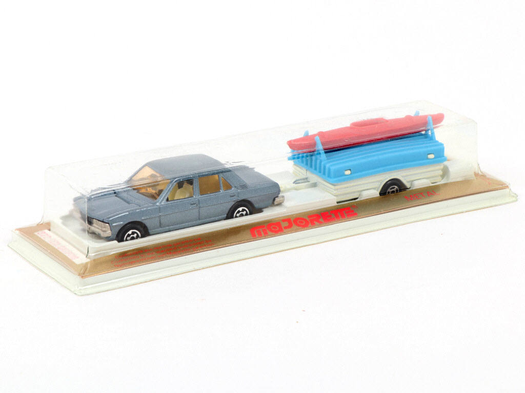 Lot 76 - MAJORETTE (FRANCE) (1)