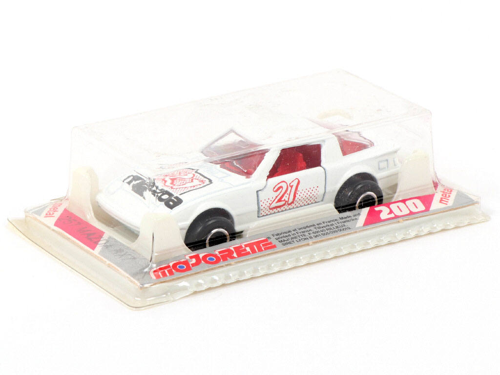 Lot 103 - MAJORETTE (FRANCE) (1)