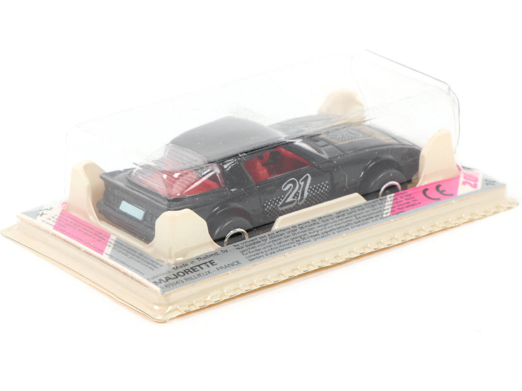 Lot 104 - MAJORETTE (FRANCE) (1)