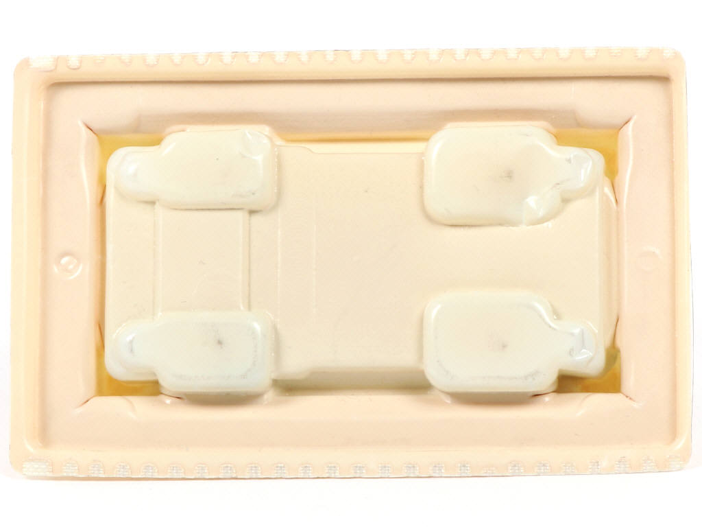 Lot 104 - MAJORETTE (FRANCE) (1)