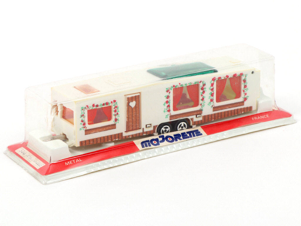 Lot 118 - MAJORETTE (FRANCE) (1)