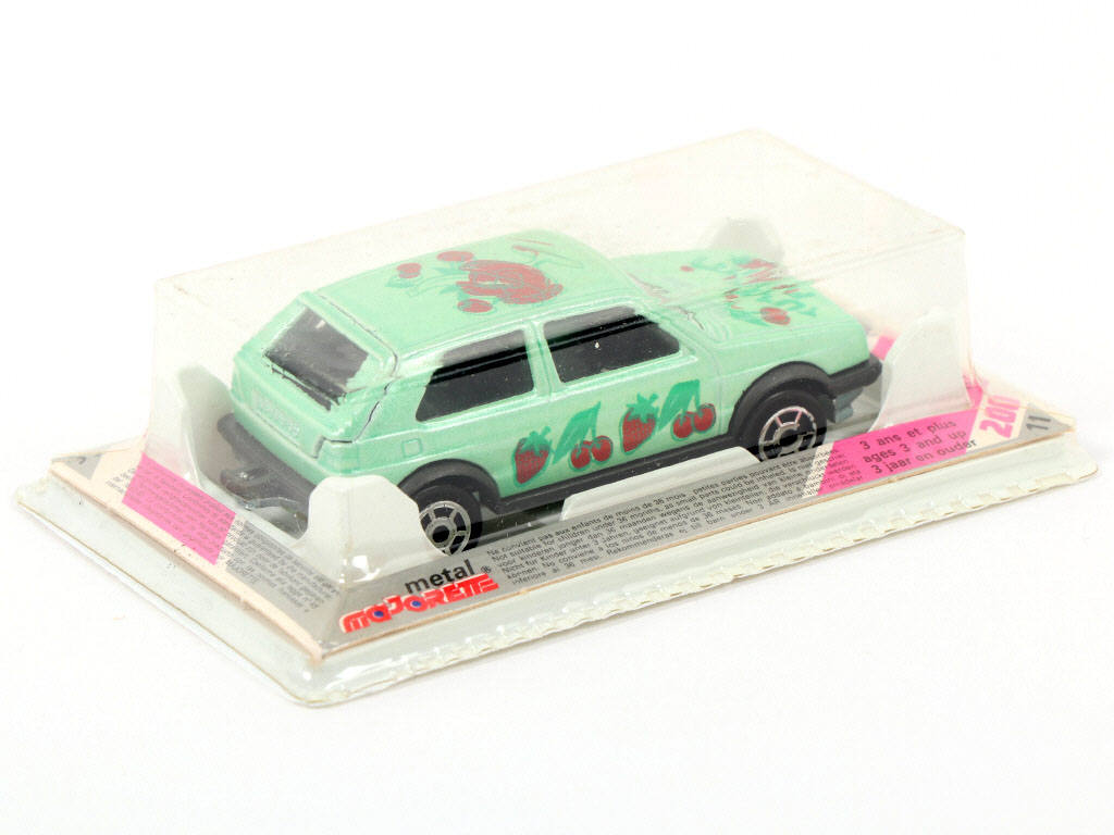 Lot 135 - MAJORETTE (FRANCE) (1)