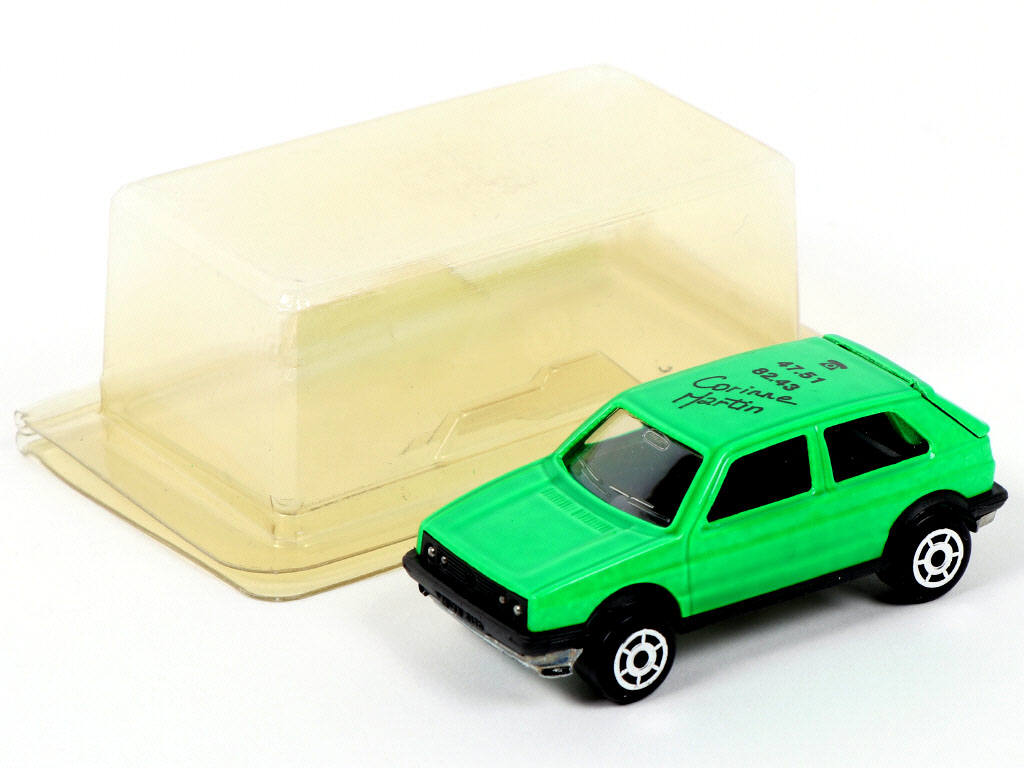 Lot 136 - MAJORETTE (FRANCE) (1)