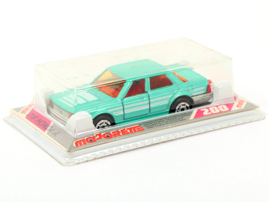 Lot 142 - MAJORETTE (FRANCE) (1)