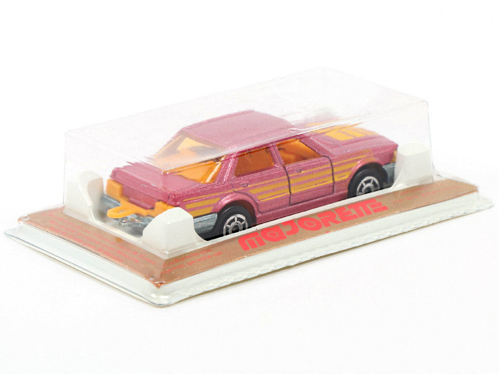 Lot 144 - MAJORETTE (FRANCE) (1)