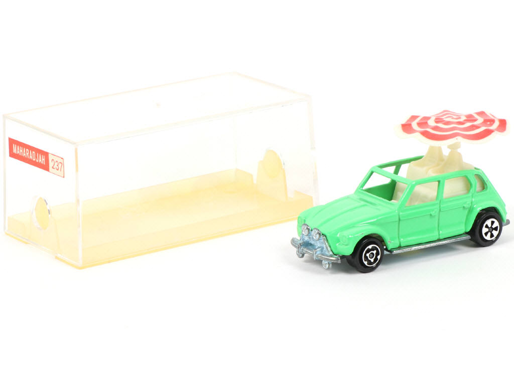 Lot 172 - MAJORETTE (FRANCE) (1)