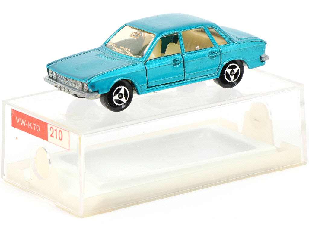 Lot 182 - MAJORETTE (FRANCE) (1)