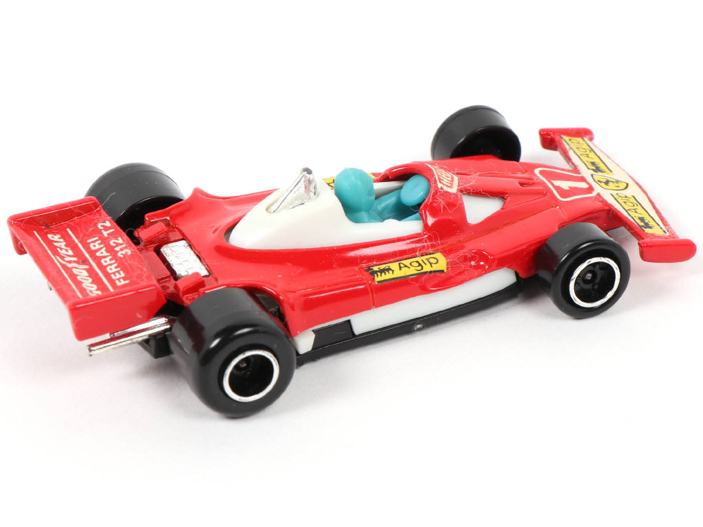 Lot 186 - MAJORETTE (FRANCE) (1)