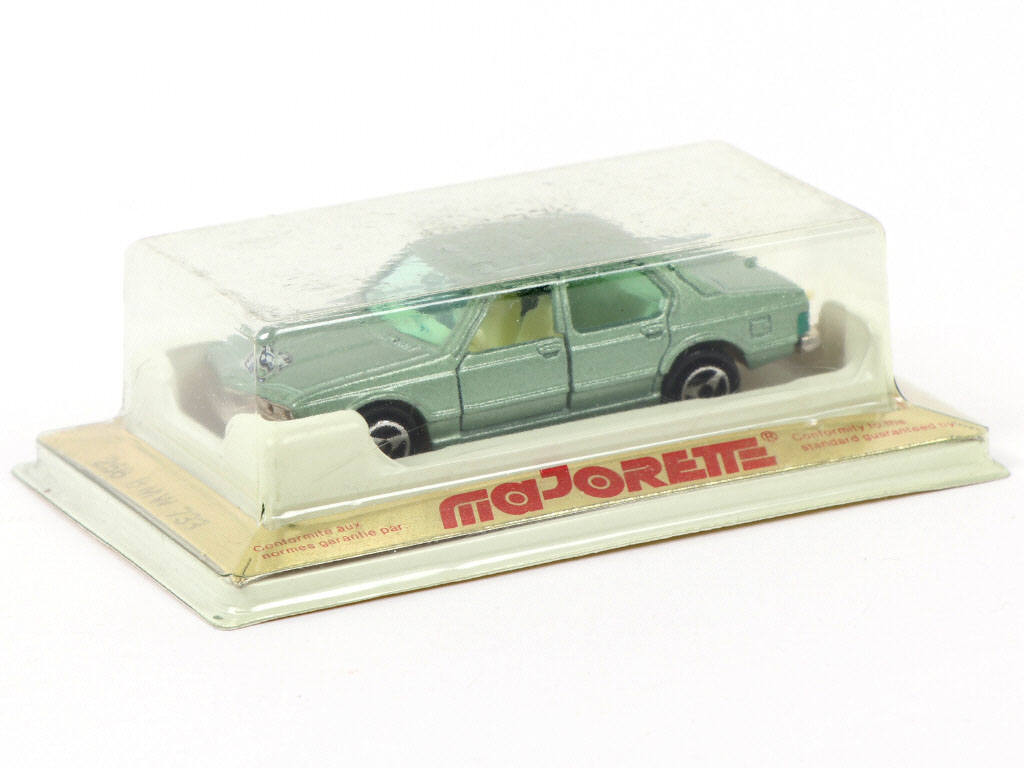 Lot 204 - MAJORETTE (FRANCE) (1)