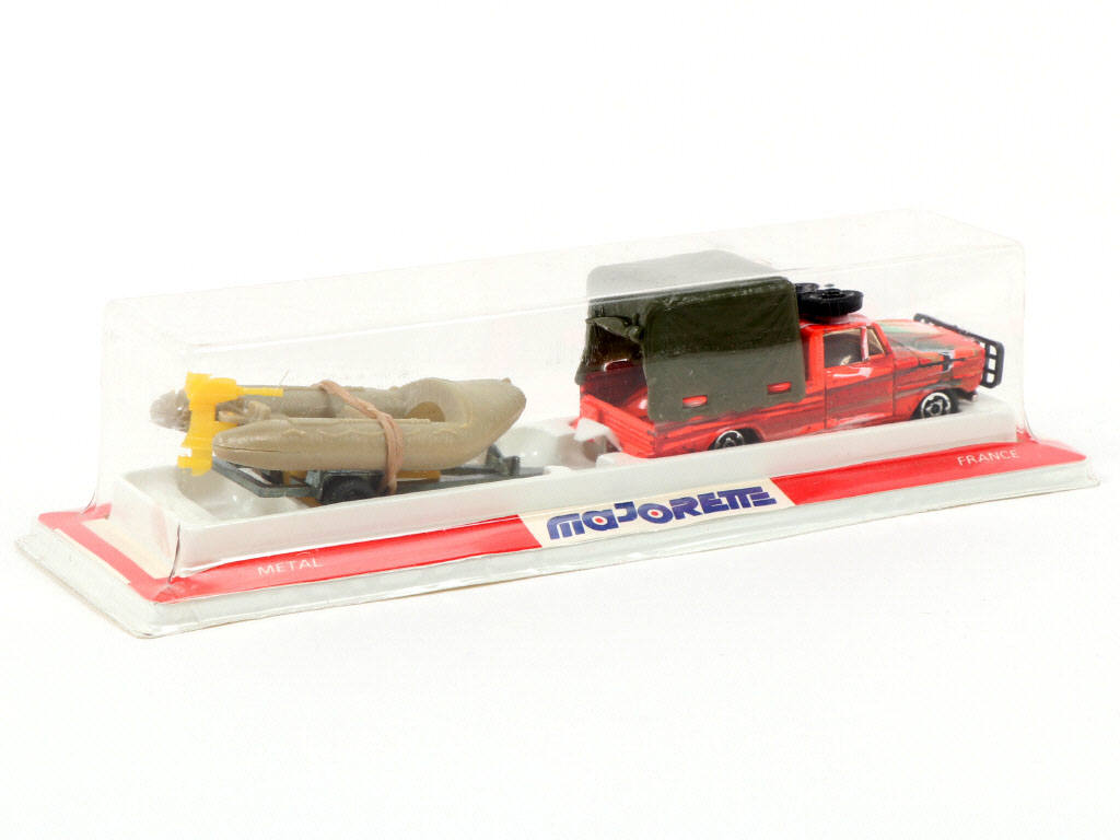 Lot 245 - MAJORETTE (FRANCE) (1)