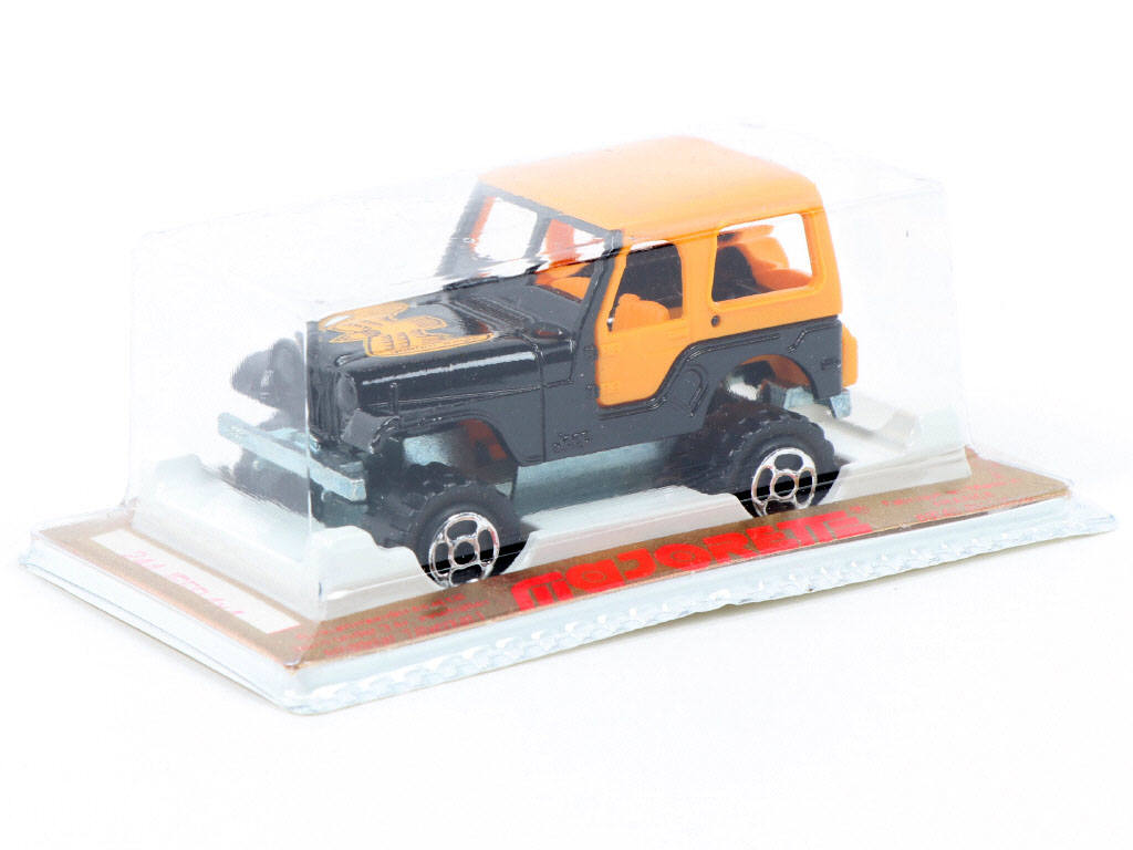 Lot 253 - MAJORETTE (FRANCE) (1)