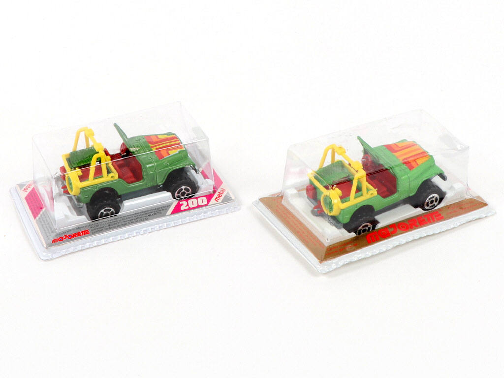 Lot 255 - MAJORETTE (FRANCE) (2)