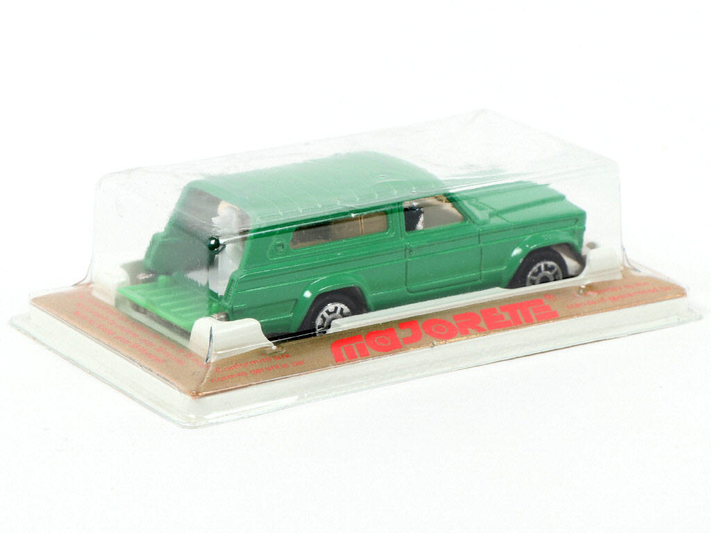 Lot 257 - MAJORETTE (FRANCE) (1)