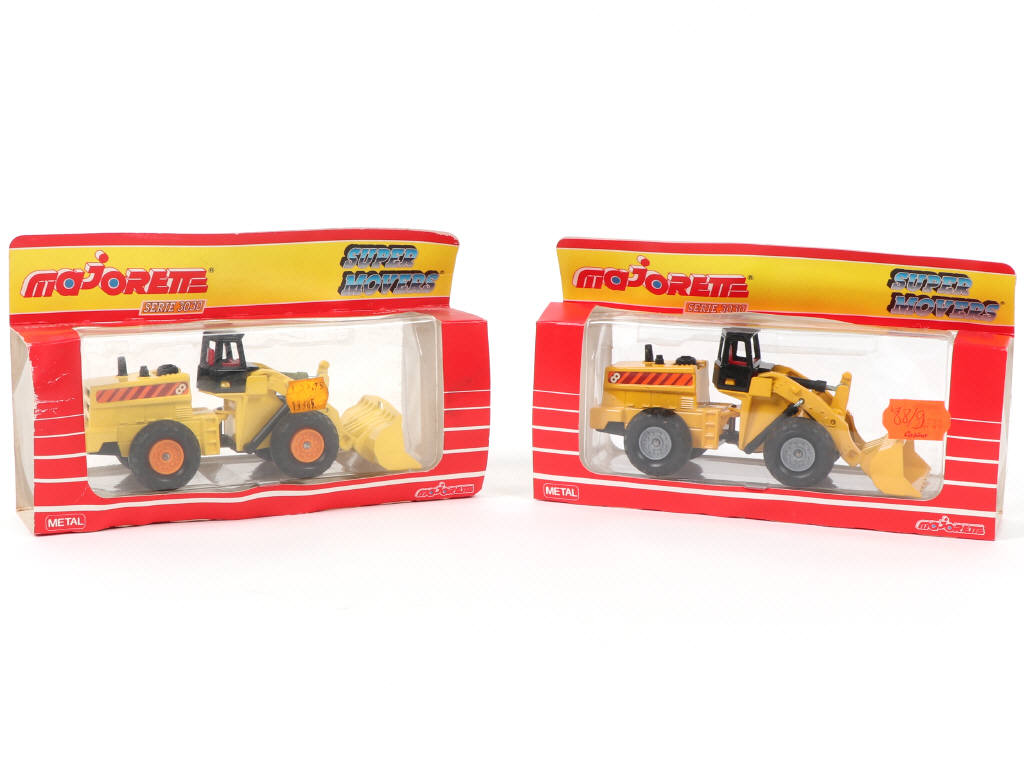 Lot 271 - MAJORETTE (FRANCE) (2)