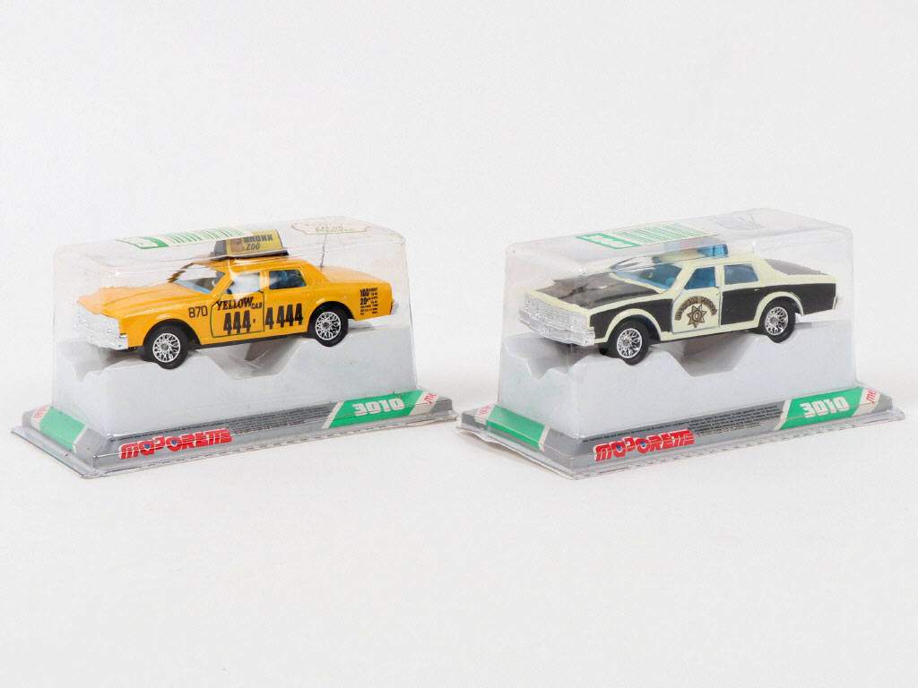 Lot 293 - MAJORETTE (FRANCE) (2)