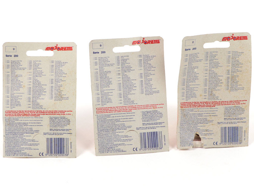 Lot 323 - MAJORETTE (FRANCE) (3)