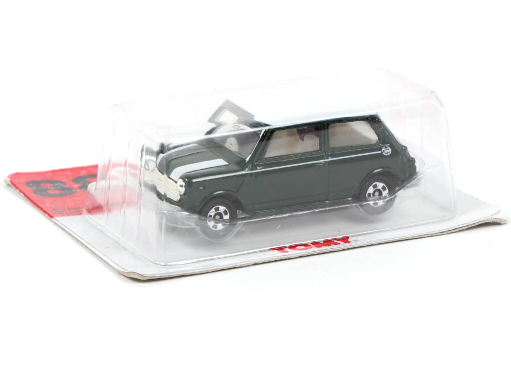 Lot 339 - TOMICA (JAPON) (1)