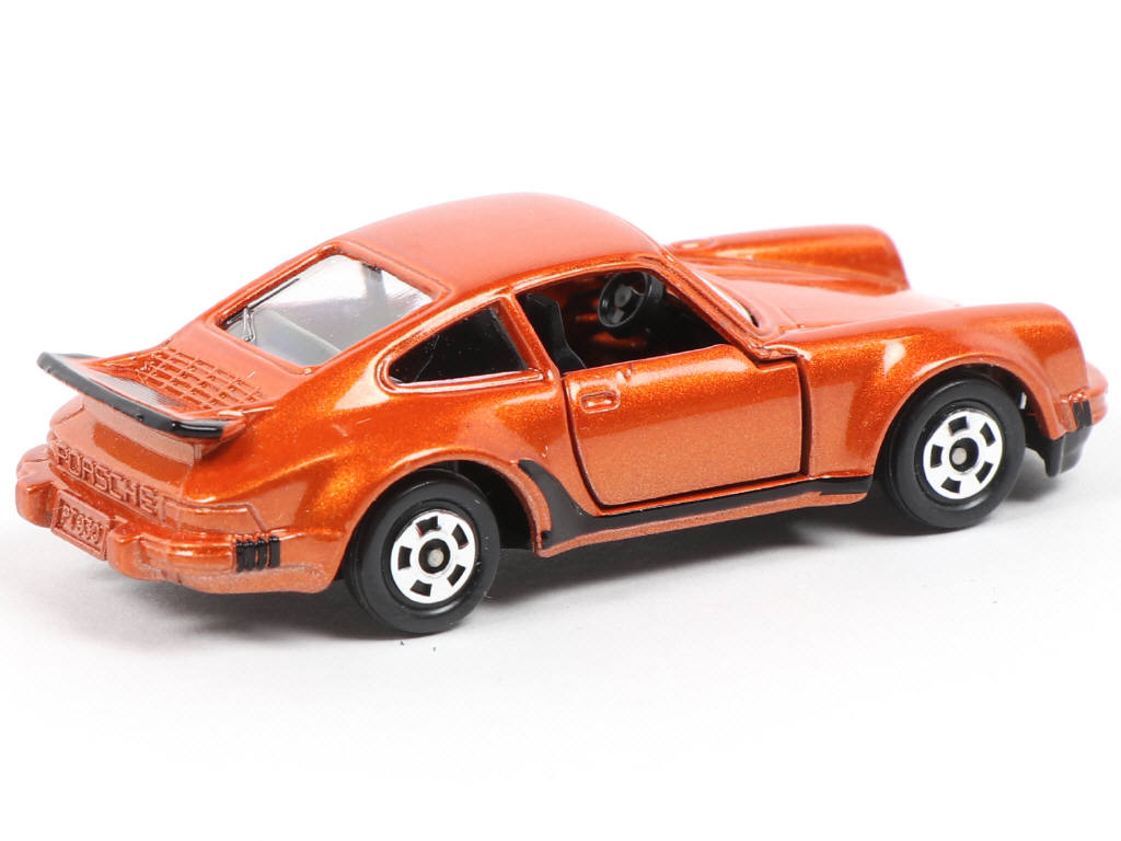 Lot 350 - TOMICA (JAPON) (1)