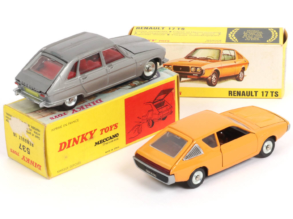 Lot 412 - DINKY TOYS (FRANCE) (2)