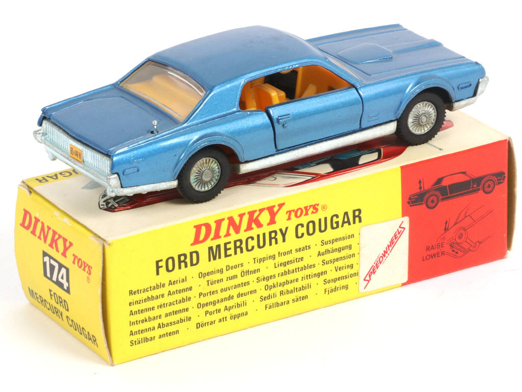 Lot 342 - DINKY TOYS (GB) (1)