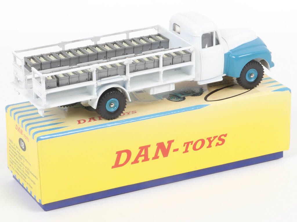 Lot 331 - DAN-TOYS (FRANCE) (1)