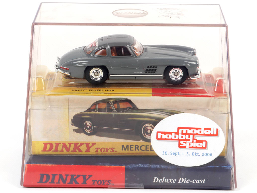 Lot 378 - DINKY TOYS (USA) (1)