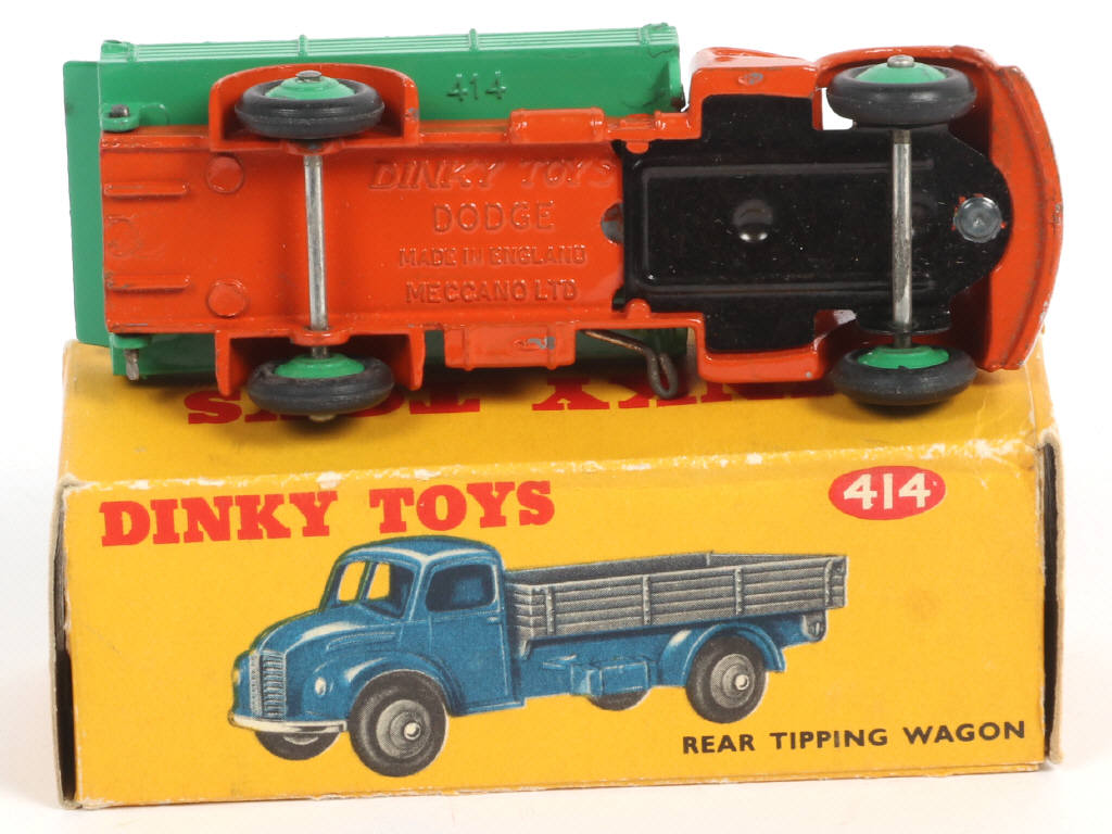 Lot 346 - DINKY TOYS (GB) (1)