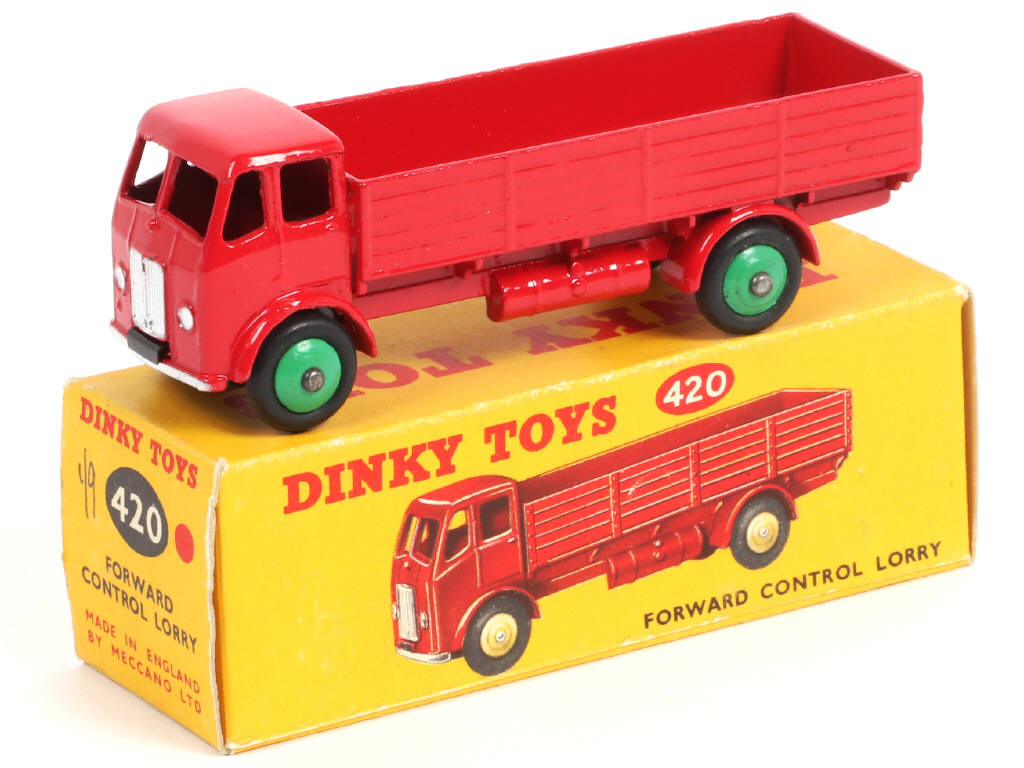 Lot 347 - DINKY TOYS (GB) (1)