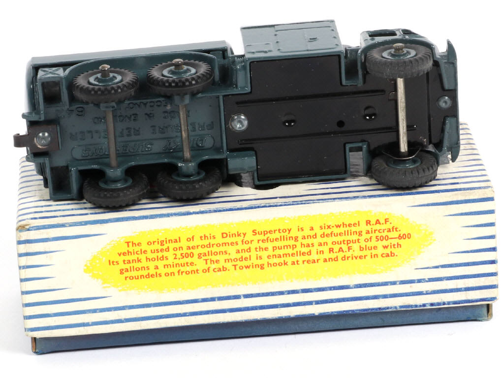 Lot 354 - DINKY TOYS (GB) (1)