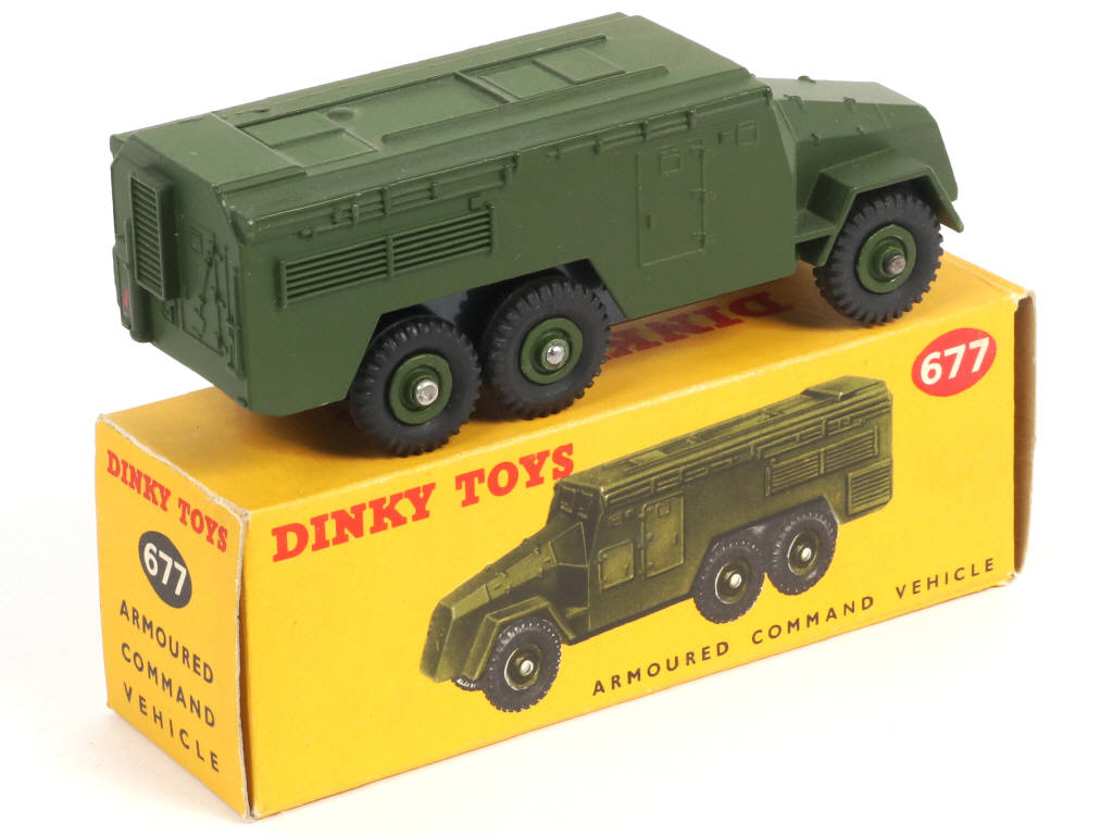 Lot 352 - DINKY TOYS (GB) (1)
