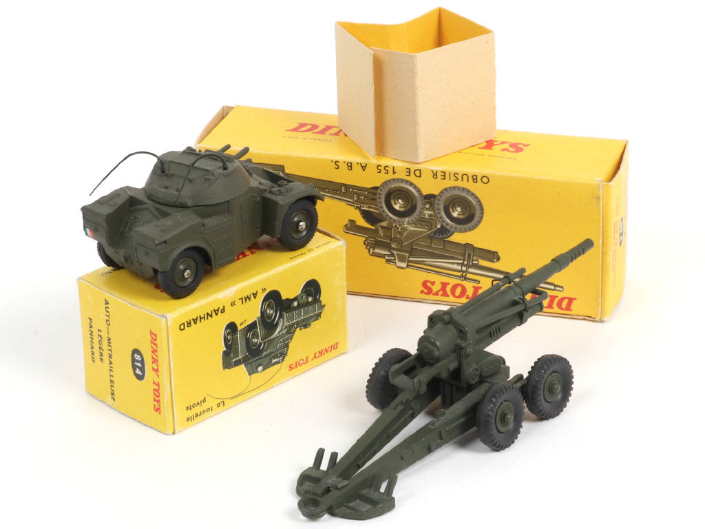 Lot 402 - DINKY TOYS (FRANCE) (2)