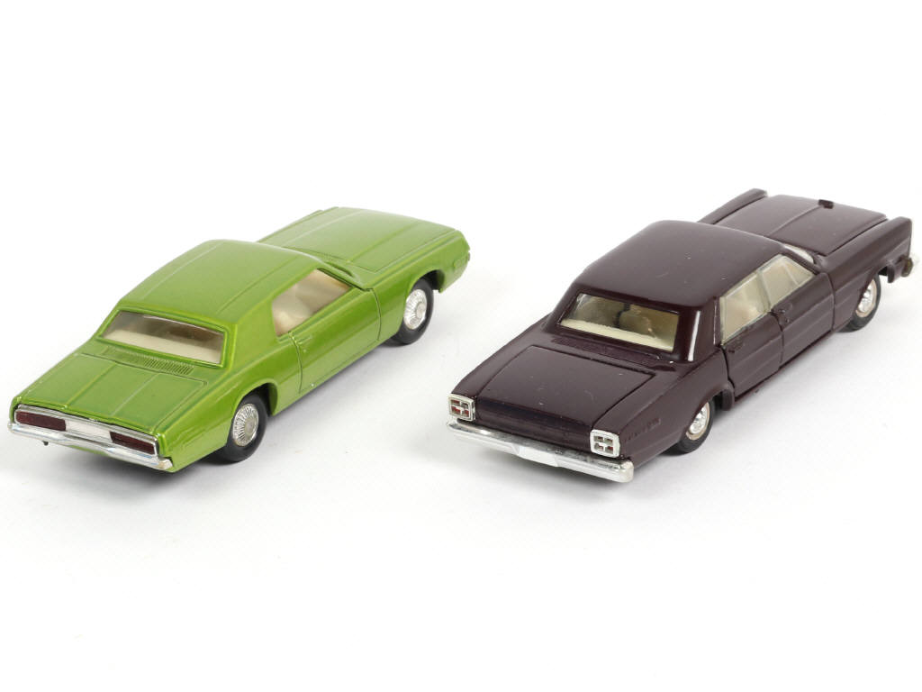 Lot 407 - DINKY TOYS (FRANCE) (2)